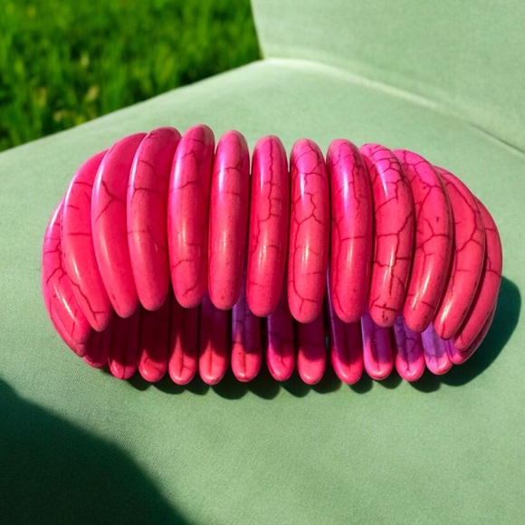 Bright Pink Summer Boho Coastal Vacation Heavy Stone Beach Bracelet - Picture 4 of 5